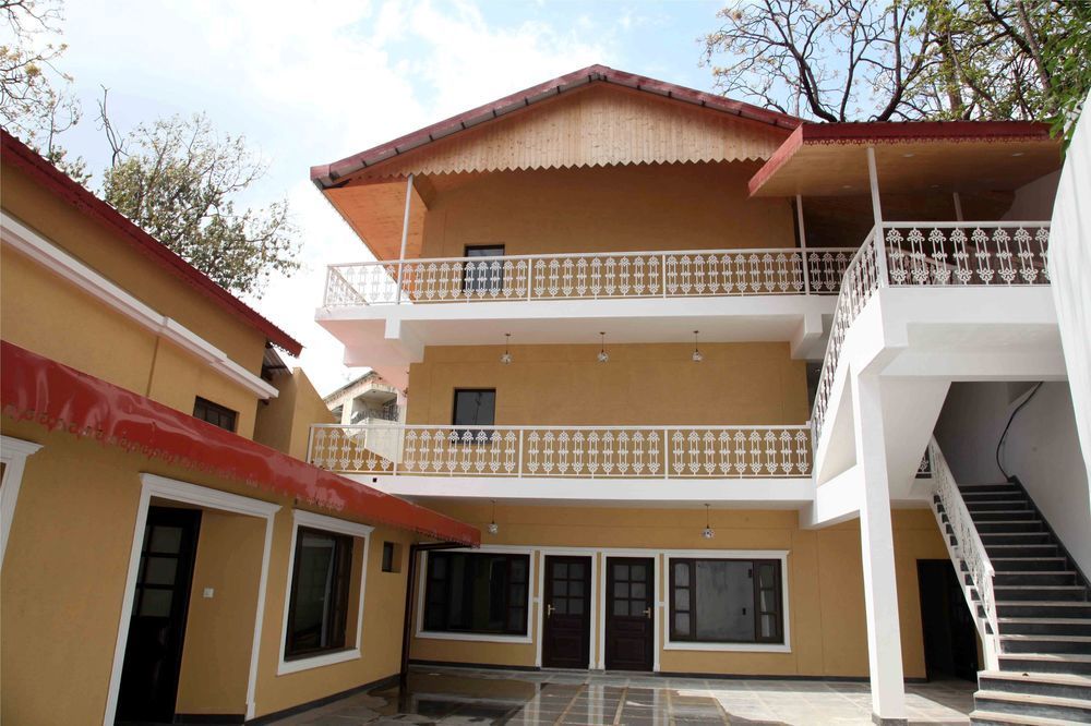 Treebo Trend Royal Mansion Hotel Mussoorie Ngoại thất bức ảnh