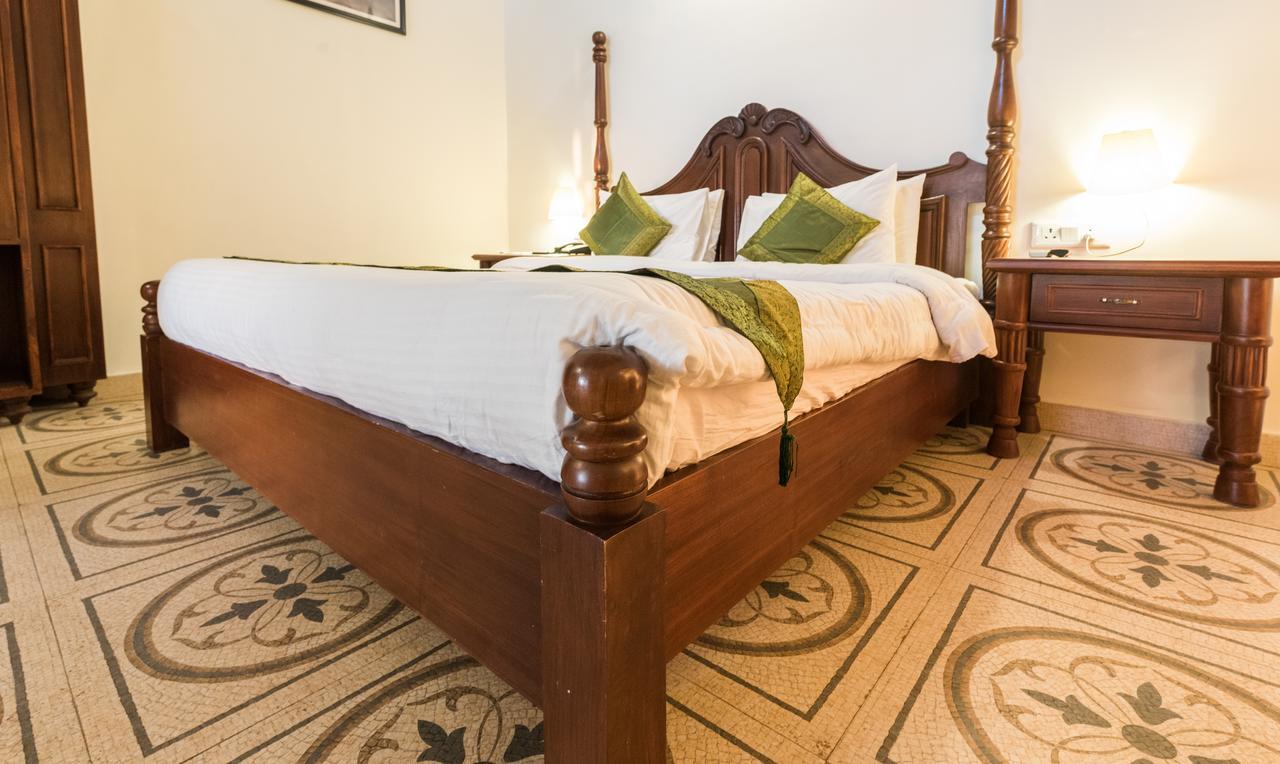 Treebo Trend Royal Mansion Hotel Mussoorie Ngoại thất bức ảnh