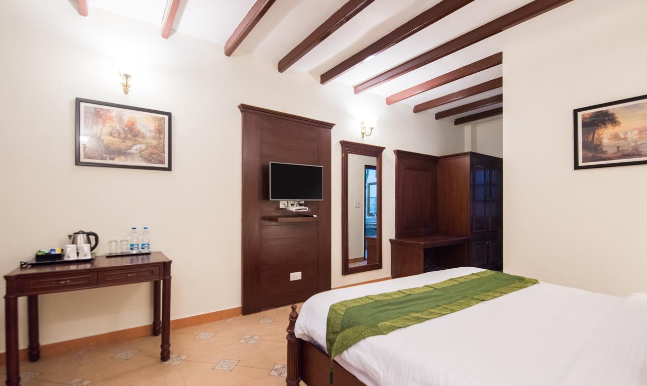 Treebo Trend Royal Mansion Hotel Mussoorie Ngoại thất bức ảnh